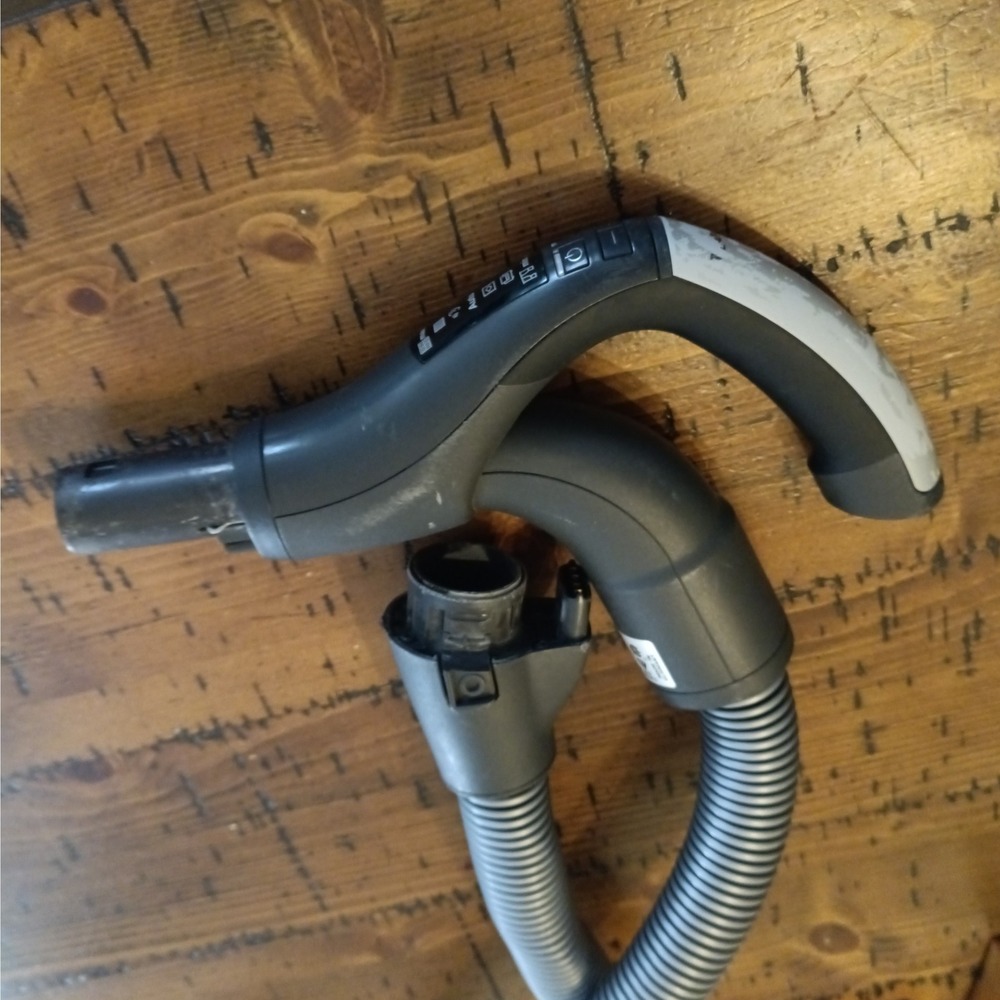 Miele SES 131 Electric Power Hose for Complete C3 Canister Vacuum Grey